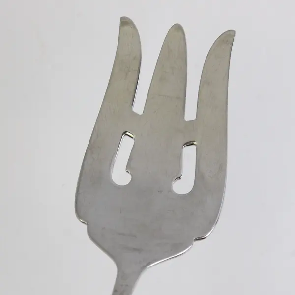 Oneida Silver Nordic Crown Pattern Deluxe SS Cold Meat Serving Fork 8.25" Rare