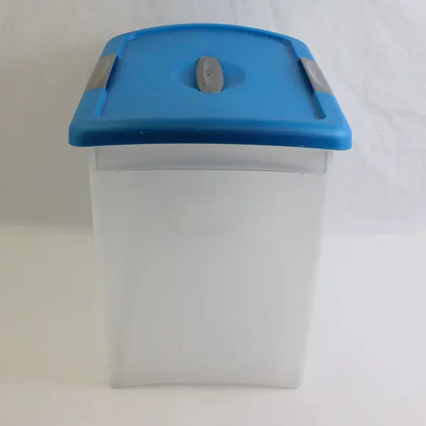 Sterilite Large EZ Carry ShowOffs Plastic Storage Container W/ Lid 11.5" Tall