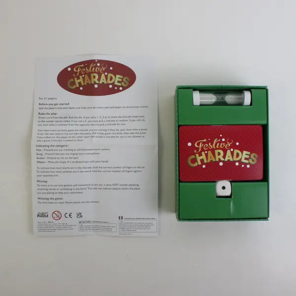 Festive Charades Holiday Family Game Complete #002-02  2024