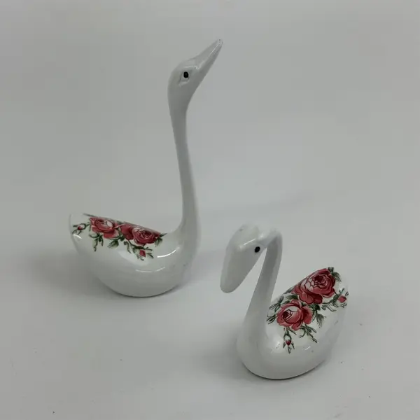  Pair of Vintage Brass Weighted Ceramic Swan Figurines With Hand Painted Flowers