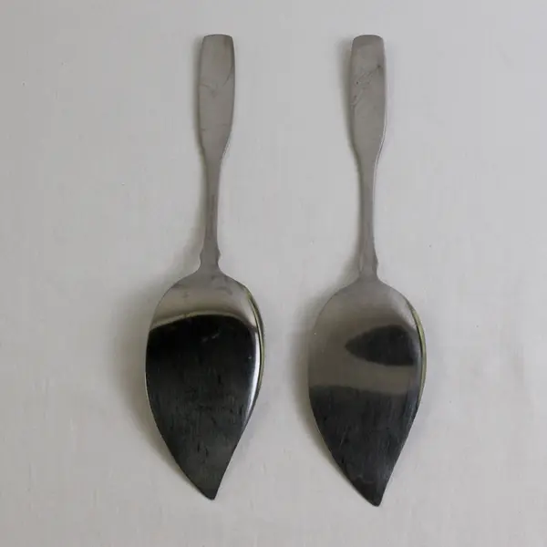 Lot of 2 Oneida Silver Community Paul Revere Pattern SS Pie Servers 9.75" Rare