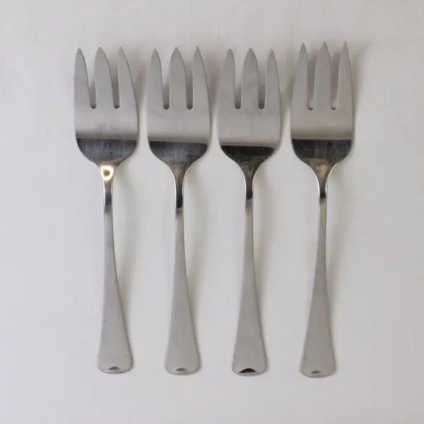 Lot of 4 Oneida Silver Wyndham Pat Stainless Serving Forks 8.5" Rare