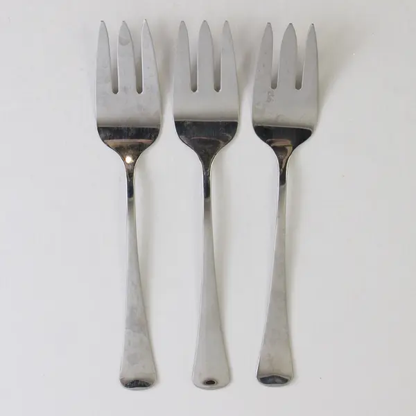 Lot of 3 Oneida Silver Wyndham Pat Stainless 1881 Rogers Serving Forks 8.5" Rare