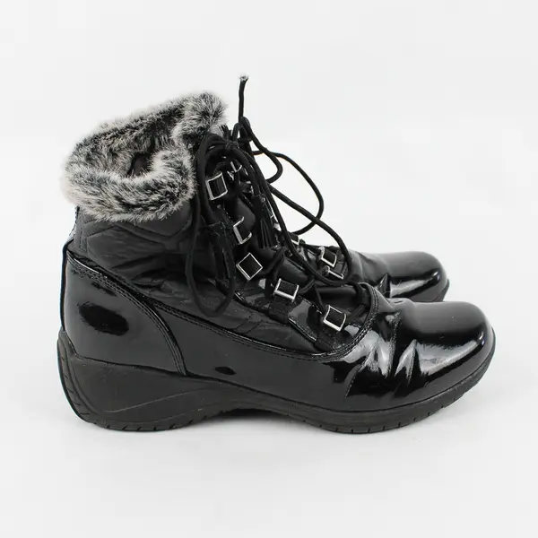 Khombu Solid Black Annie Snow Boot Faux Fur Lining Women's Size 10M