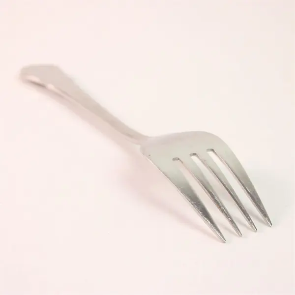 Lot of 2 Hampton Silversmiths Lauren Pattern 18/10 SS Serving Forks 8.75" Rare