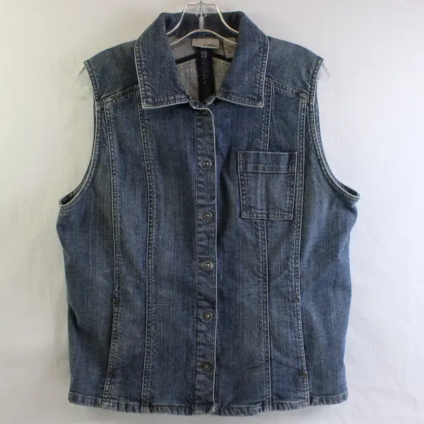 Chico's Platinum Medium Wash Denim Vest Women's Size 2