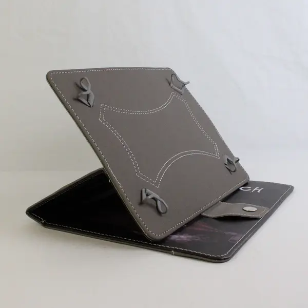 Tablet/i-Pad Protective Carrying Case, Chainsaw Bear Motif