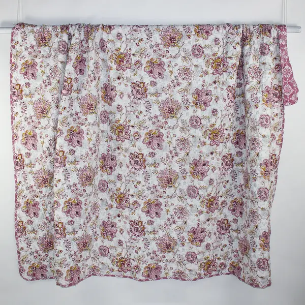 3 Pc Set Pink Floral Pattern Queen Bedspread and King Pillow Shams