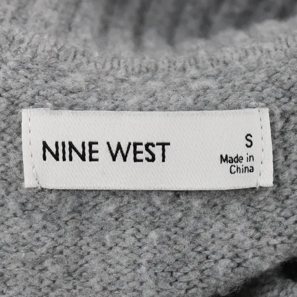 Nine West Gray and White Long-Sleeved Knit Sweater Women's Small