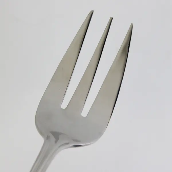 Wallace Silver Royal Thread Pattern 18/10 SS Solid Serving Fork 8.75" Rare Item