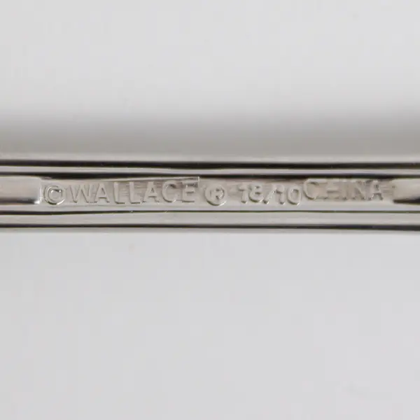 Wallace Silver Royal Thread Pattern 18/10 SS Solid Serving Fork 8.75" Rare Item