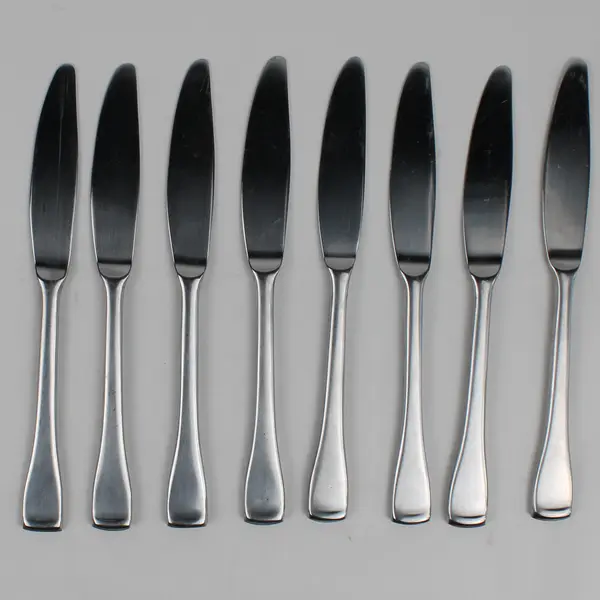 Lot of 8 Oneida Maddox Dinner Knives Stainless Flatware