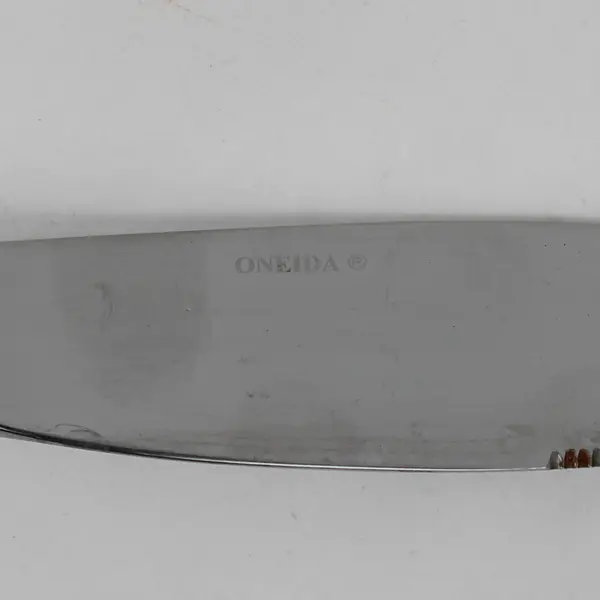 Lot of 8 Oneida Maddox Dinner Knives Stainless Flatware
