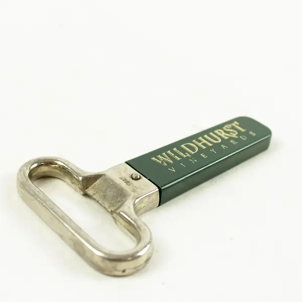 Lot of Corkscrews & Wine Bottle Openers - Bar Tools & Accessories