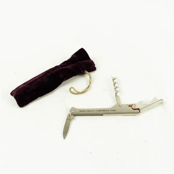 Lot of Corkscrews & Wine Bottle Openers - Bar Tools