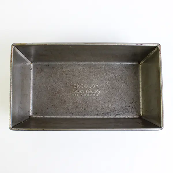 Vintage Ekcoloy Silver Beauty 9" Loaf Pan Collectible Bakeware