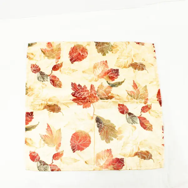 Lot of 4 Mixed Linen Napkins 