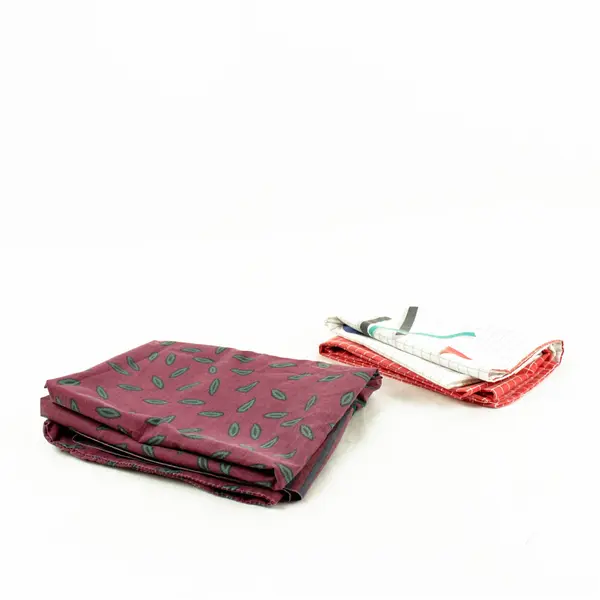 Lot of 2 Standard Pillowcases Mixed Colors