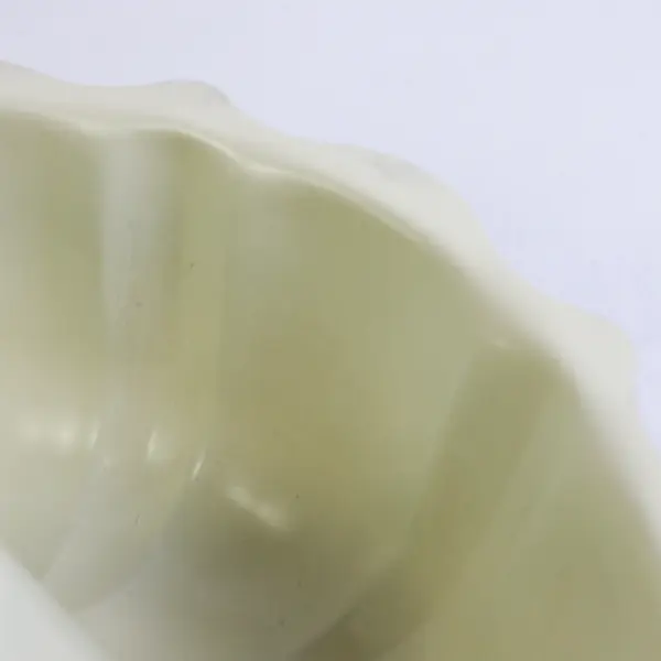 Bradshaw Home Fluted Non-Stick Aluminum Cake Pan  9.5"