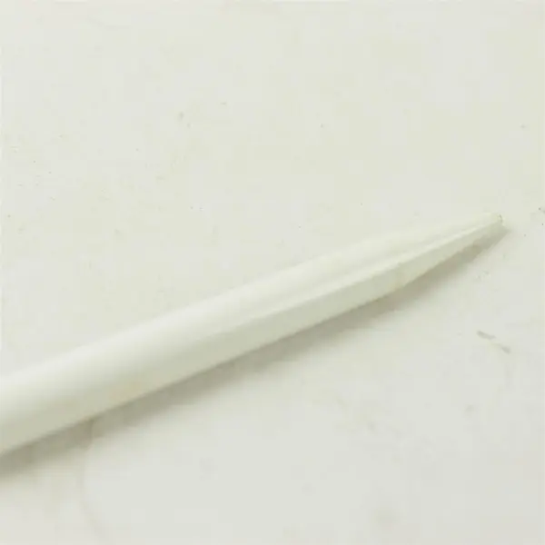 Size 15 Straight Knitting Needles White Plastic Pair 14.25 in