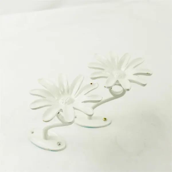 Set of 2 Floral Wall Hooks Decorative Flower Hooks for Scarves