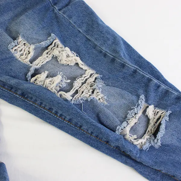 Fashion Jeans Medium Wash Ripped High-Rise Tapered-Leg Jeans Women's Size 0