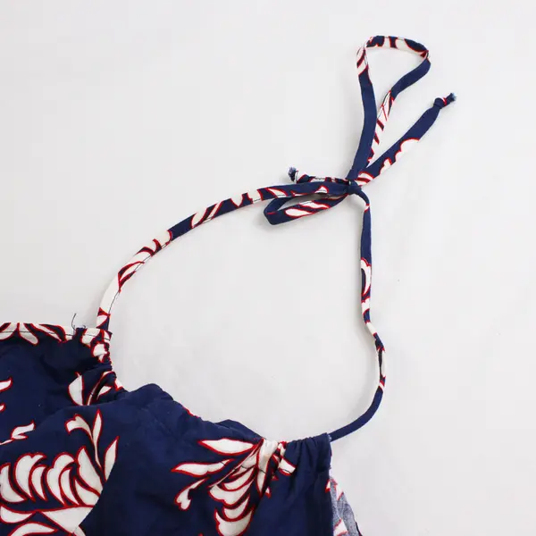 Pacific Isle Creations Blue and Red Floral Pattern Kitchen Apron One Size