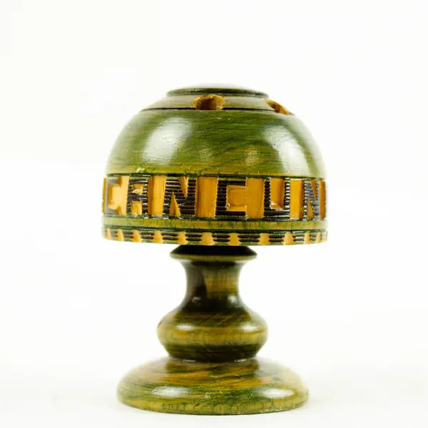 Vintage Cancun Souvenir Green Pencil Pen Holder Desk Organizer