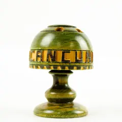 Vintage Cancun Souvenir Green Pencil Pen Holder Desk Organizer