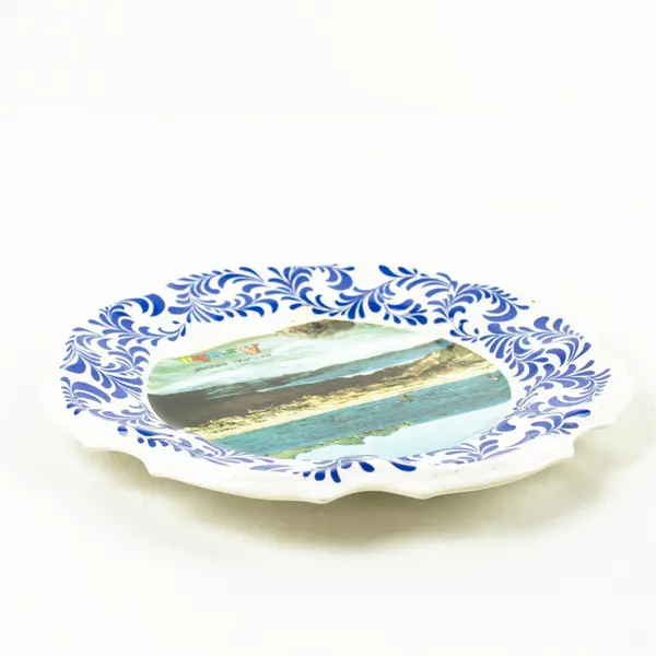 Natural Bridge Aruba Plastic Display Plate 10.5in Decorative Plate/Tray