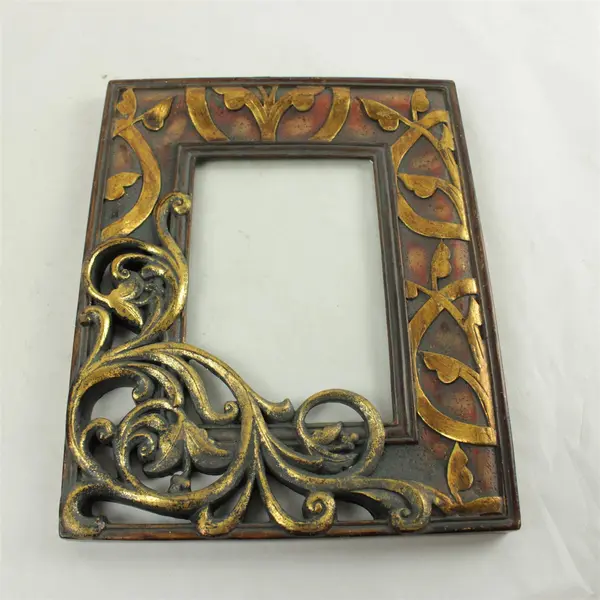 Golden Accent Picture Frame 5.5x3.5 in - Needs Back Glued