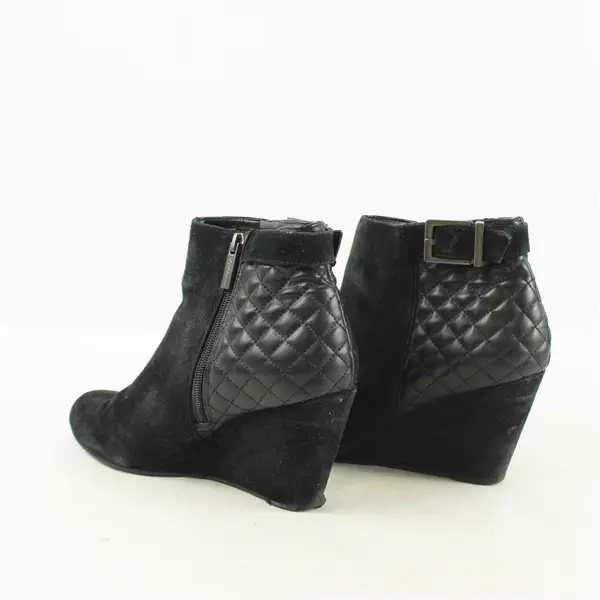 BCBG Black Zippered High Heel Booties Women's Size 10M
