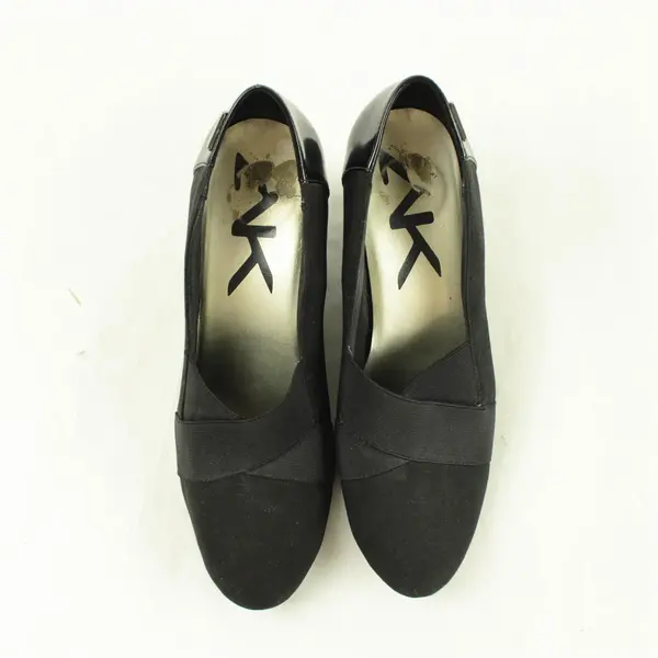 AK Sport Women's Black Wedge Heels 9.5 M Closed-Toe