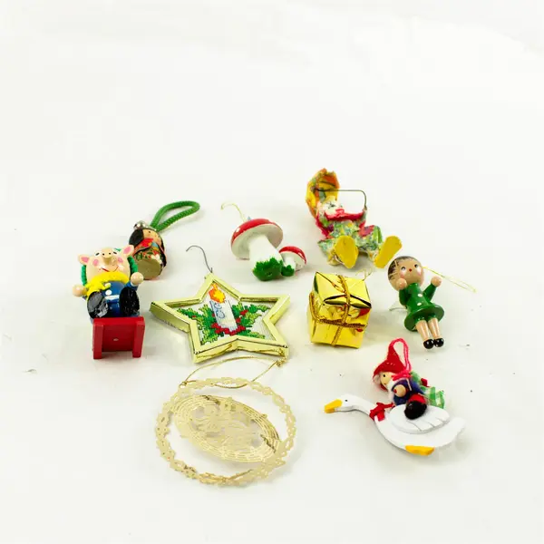 Lot of Assorted Christmas Ornaments Pre-Owned Mixed Holiday Decor