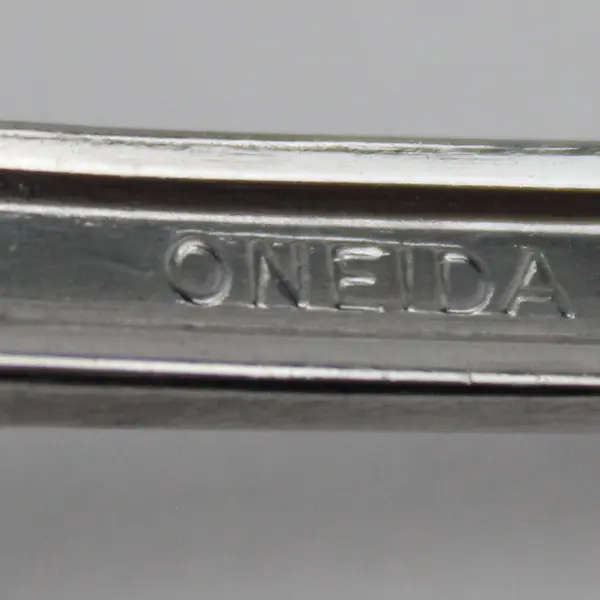 Oneida Silver Sand Dune (Glossy) Stainless Cold Meat Serving Fork 8.5" Rare