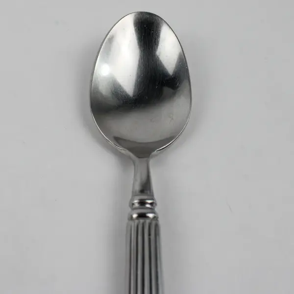 Hampton Silversmiths Monument Pattern 18/10 SS Oval-Shaped Soup Spoon 8" Good