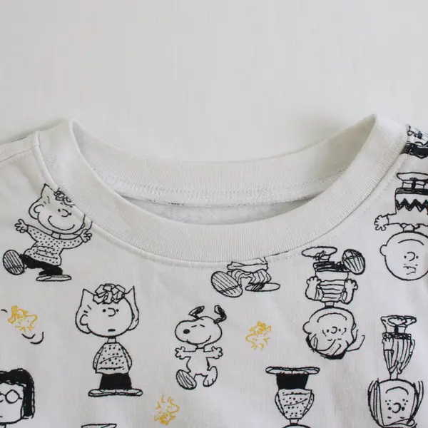 Peanuts Charlie Brown Youth Size XS White Pullover Cotton Blend Sweatshirt