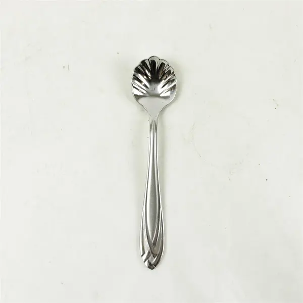 Hampton Silversmiths Lace Frosted Sugar Shell Spoon Vintage 6"