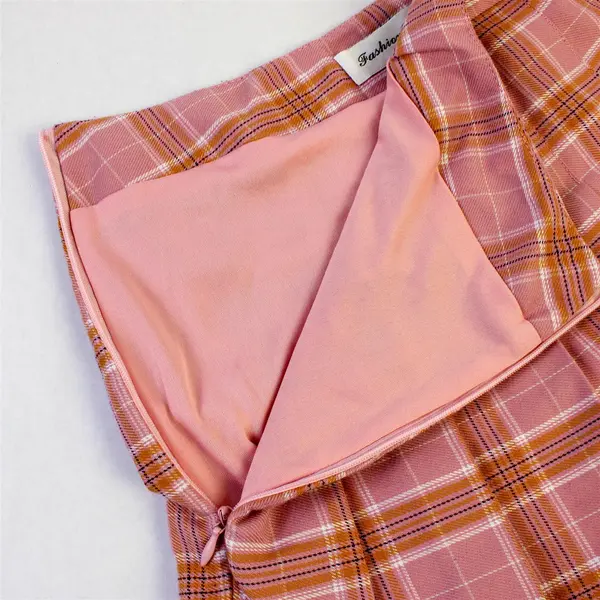 Fashion Dress Women's Sz. S Pink Plaid Pleated Mini Skirt with Built-In Shorts