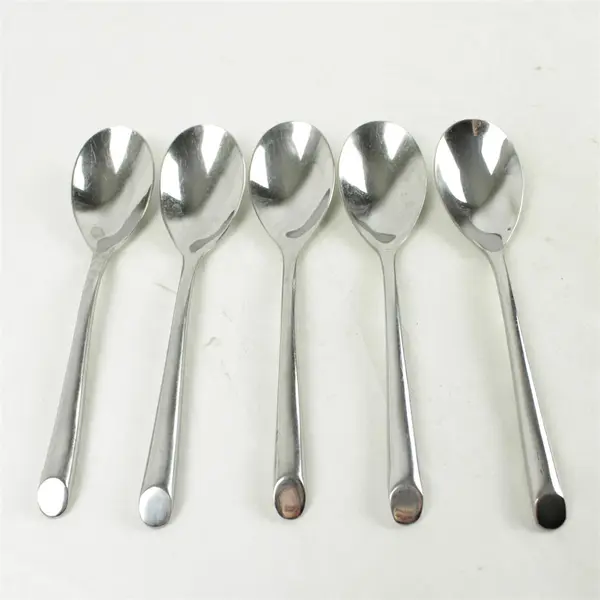 Lot of 5 Towle Wave Stainless Oval Soup Spoons 7.5" - Flatware