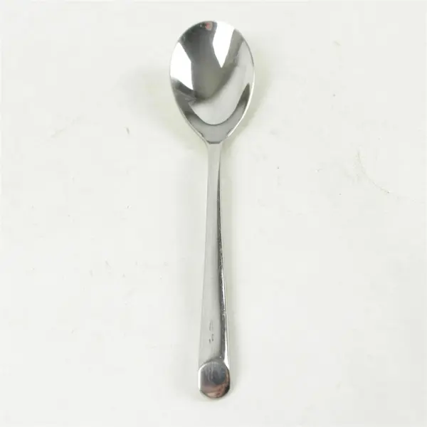 Lot of 5 Towle Wave Stainless Oval Soup Spoons 7.5" - Flatware