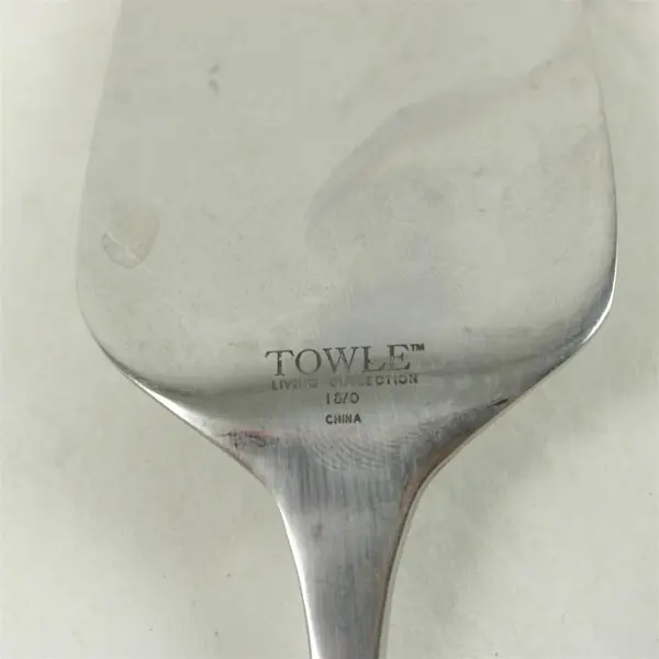 Towle Wave All-Stainless Pie Server 9.5in