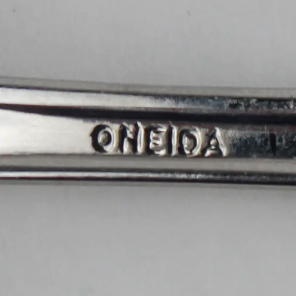 Oneida Silver Gala-Impulse Pattern SS Med Cold Meat Serving Fork 8.5" Rare Piece