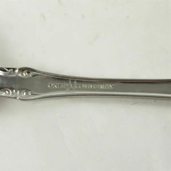 Lot of 3 Oneida Chandelier Stainless Solid Shell Casserole Spoons