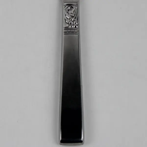 Oneida Silver Brookwood Pattern Stainless Dinner Knife 9" long 4.5" Blade Rare 