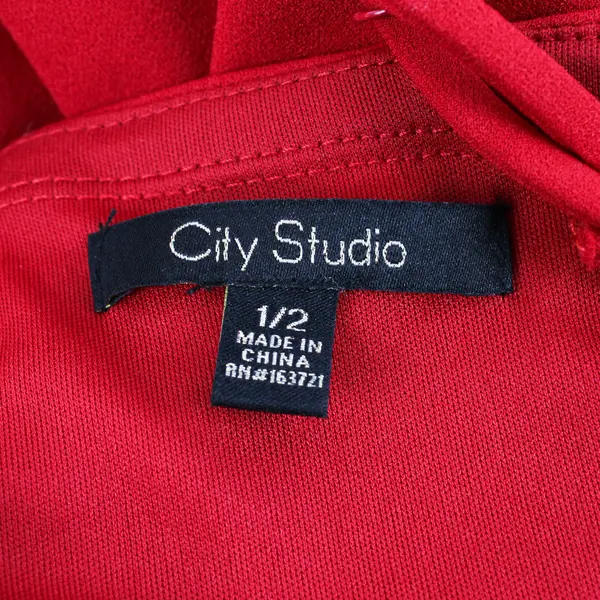 City Studio Women's 1/2 Red  Rhinestone Trim Spaghetti Strap Short Ruffled Dress