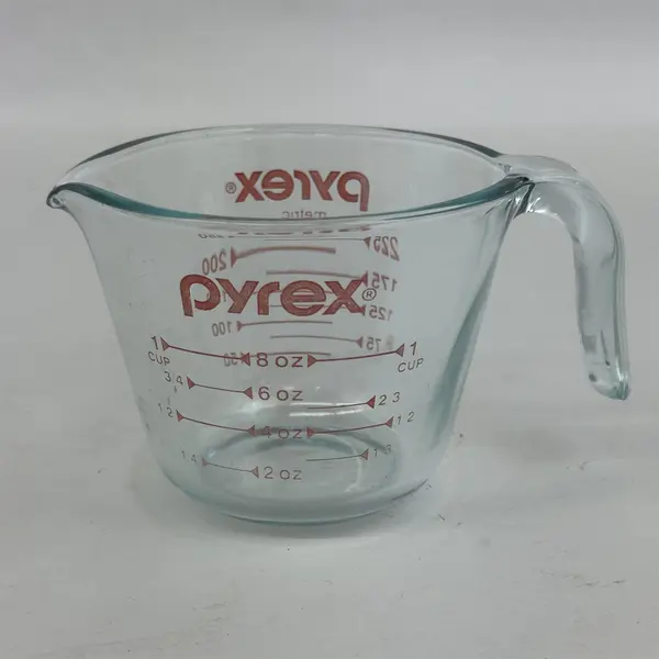 Pyrex Prepware 1 Cup Glass Measuring Cup 250 ML Red Lettering  Bottom Mark 13
