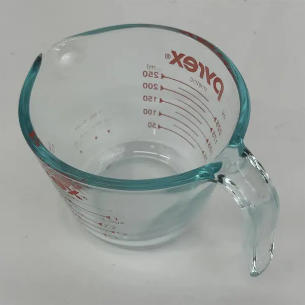 Pyrex Prepware 1 Cup Glass Measuring Cup 250 ML Red Lettering  Bottom Mark 13