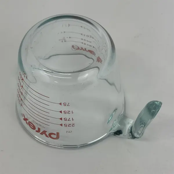 Pyrex Prepware 1 Cup Glass Measuring Cup 250 ML Red Lettering  Bottom Mark 13