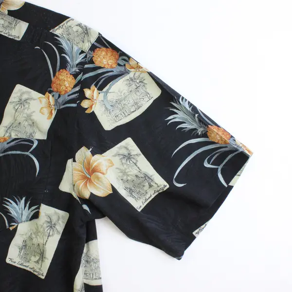 Jamaica Jaxx Men's M 100% Silk Floral Button Up Casual Hawaiian Shirt